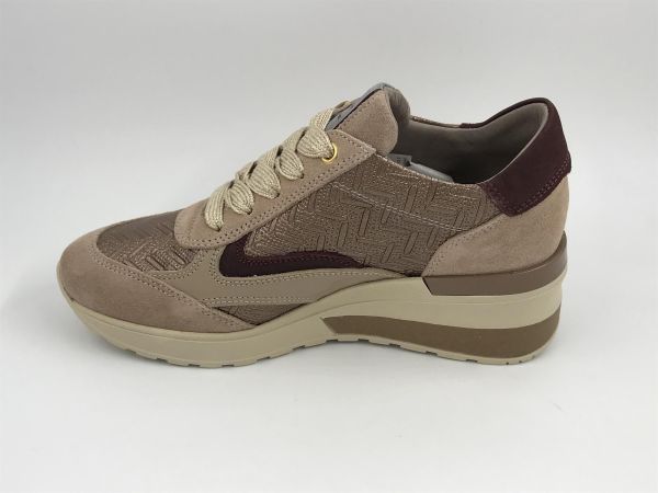 DLS dam sneaker led metallic beige/goud (6365 V03 velour cipria-dubai ossido) - Stiletto Schoenen (Oudenaarde)