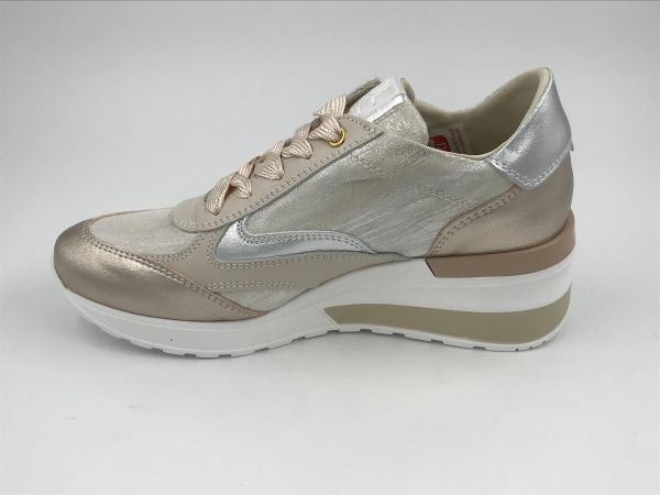 DLS dam sneaker led metallic beige (6263 V04 marsala platino) - Stiletto Schoenen (Oudenaarde)