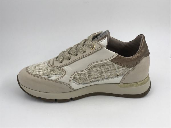 DLS dam run suède off white/ecru (6720 V01 nabuk off white) - Stiletto Schoenen (Oudenaarde)