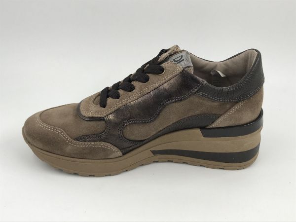 DLS dam run suède taupe (7164 V0F velour shore) - Stiletto Schoenen (Oudenaarde)