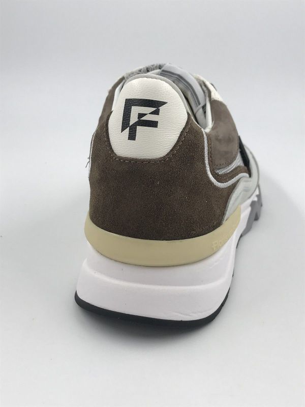 Floris her runner suède taupe (SFM-10198-34-01 de zager03.03 taupe G1/2) - Stiletto Schoenen (Oudenaarde)