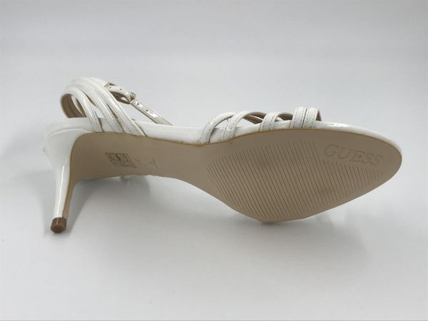 Guess dam sand lak wit (FLNOA1PAF03) - Stiletto Schoenen (Oudenaarde)