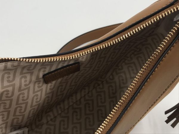 Liu Jo handtas cognac (AF6186T760A 81140 M hobo suede cognac) - Stiletto Schoenen (Oudenaarde)