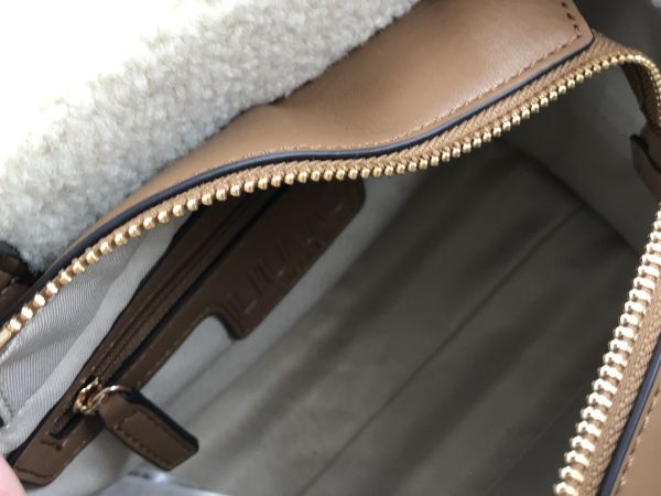 Liu Jo handtas cream (AF6192E1163 X0459 S tote cream) - Stiletto Schoenen (Oudenaarde)