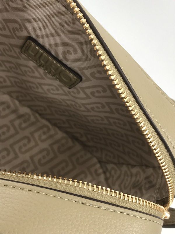 Liu Jo handtas olijf (AA6211E1012 camera case mud) - Stiletto Schoenen (Oudenaarde)