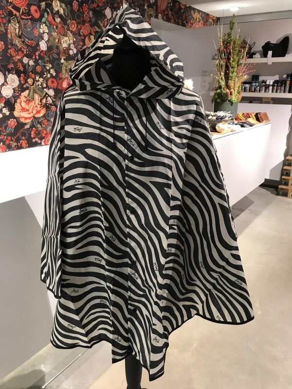 Liu Jo poncho stampato zebra (2XX010T0300 poncho stampato zebra) - Stiletto Schoenen (Oudenaarde)