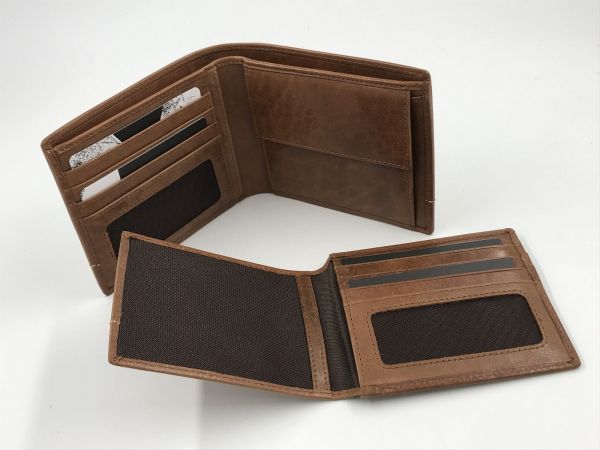 Maverick billfold RFID led cognac (mavrg00525 billfold RFID rough gear lea cog+remov cardh) - Stiletto Schoenen (Oudenaarde)