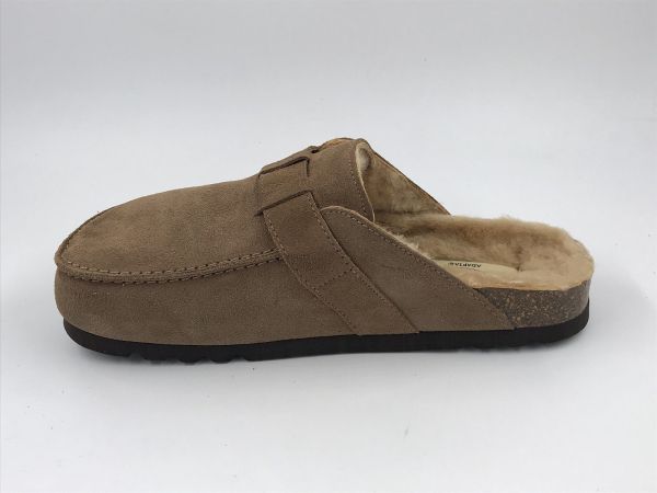 Scholl her slip suède taupe (ethan F01344 fur sue taupe) - Stiletto Schoenen (Oudenaarde)