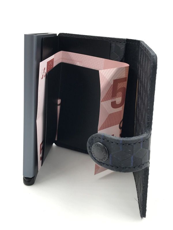 Secrid miniwallet black (MOp-miniwallet optical black titanium) - Stiletto Schoenen (Oudenaarde)